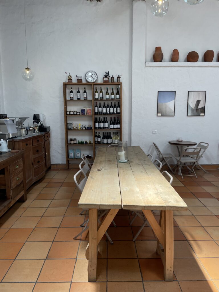 amazing shops and restaurants in el retiro antioquia colombia