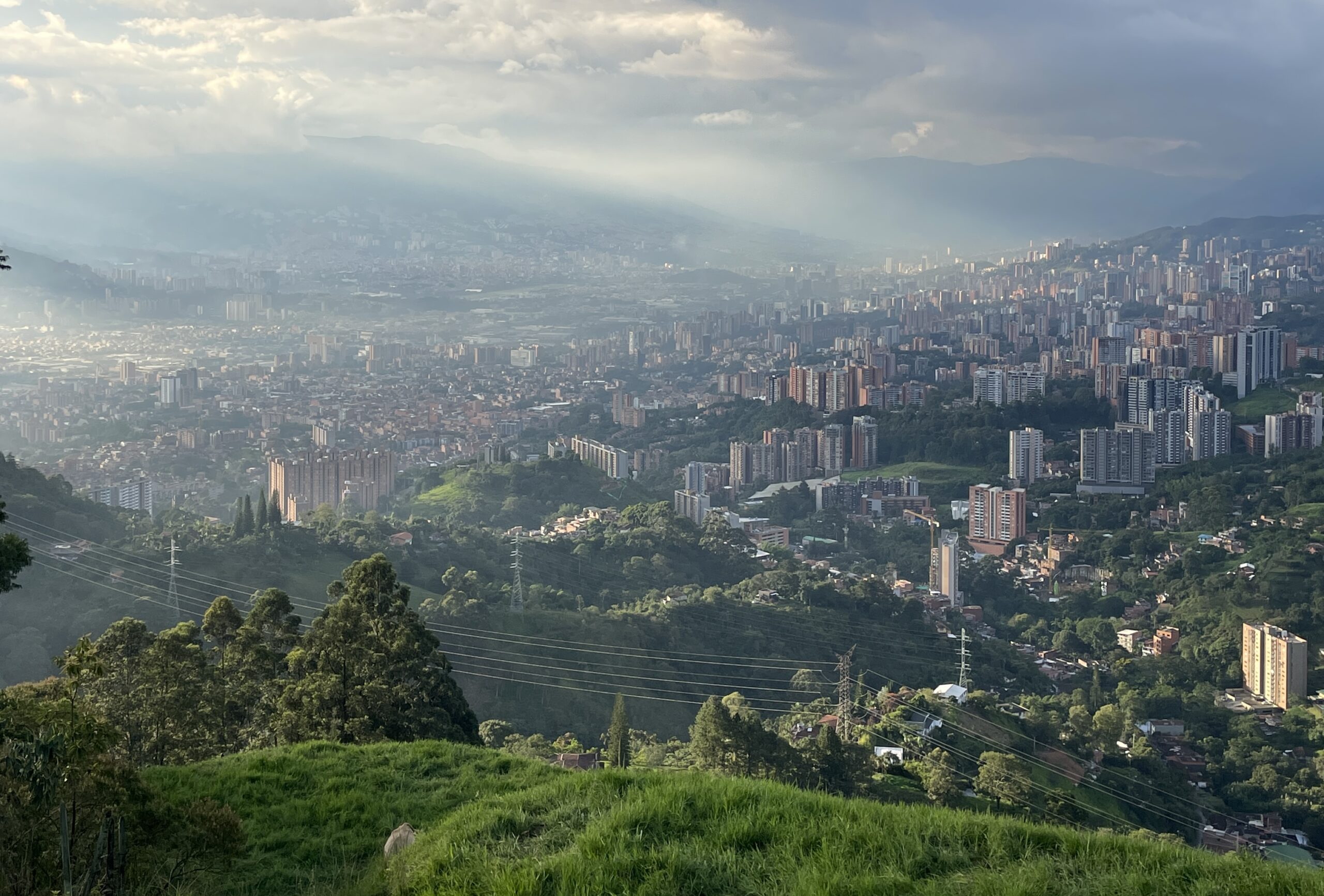 How to Plan a Trip to Medellín, Colombia (2026 Guide) How to Plan a Trip to Medellín, Colombia (2026 Guide)